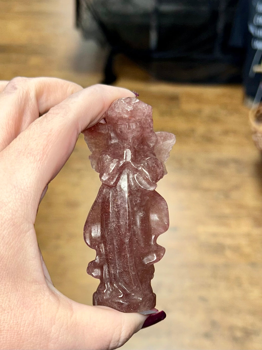 Strawberry quartz, angel