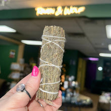 Load image into Gallery viewer, Mugwort smoke cleanse bundle
